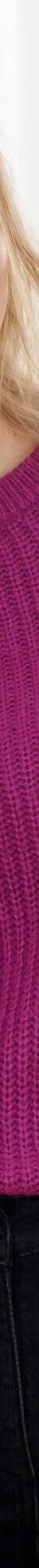 Pull col rond maille anglaise, détails ajourés (violine) Pull col rond maille anglaise, détails ajourés (violine)